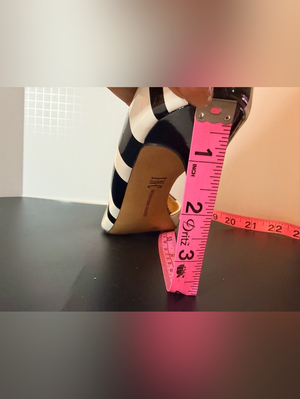 INC International Concepts Black/White Striped Pointed Toe Stiletto Pumps 7.5M - Picture 11 of 14
